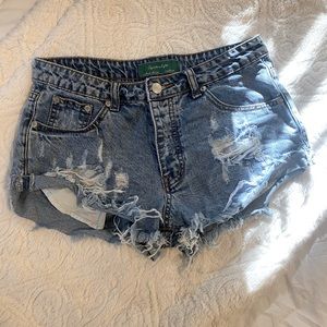 Signature Eight Distressed Jean Shorts- Size Medium